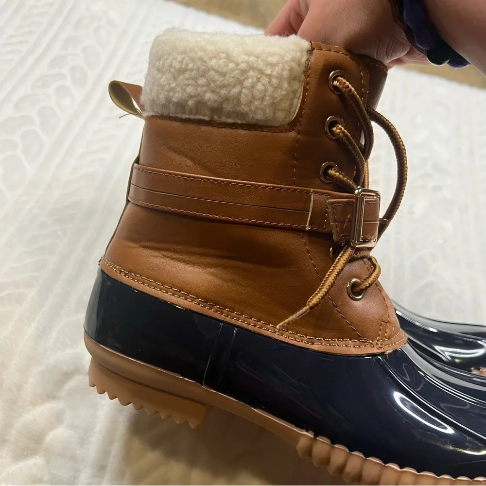 💗 Forever 21 - Womans Winter‎ Boots